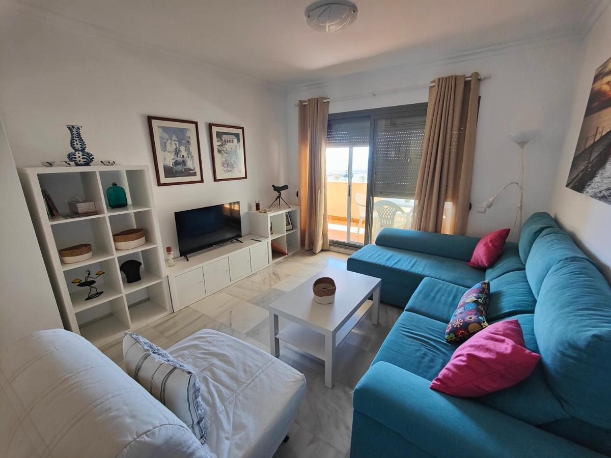 Apartamento Cerca De La Playa Con Piscina Фуeнхирола Екстериор снимка