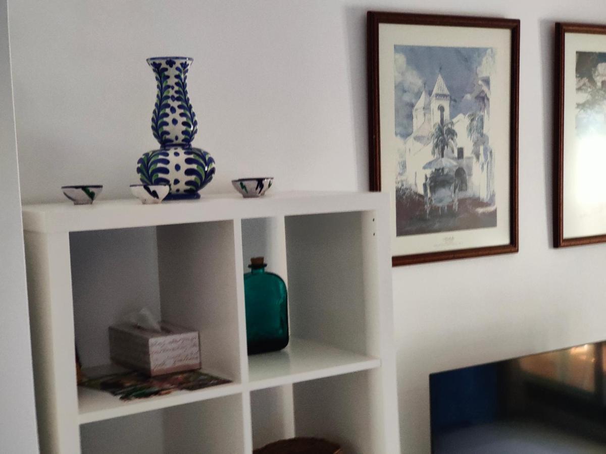 Apartamento Cerca De La Playa Con Piscina Фуeнхирола Екстериор снимка